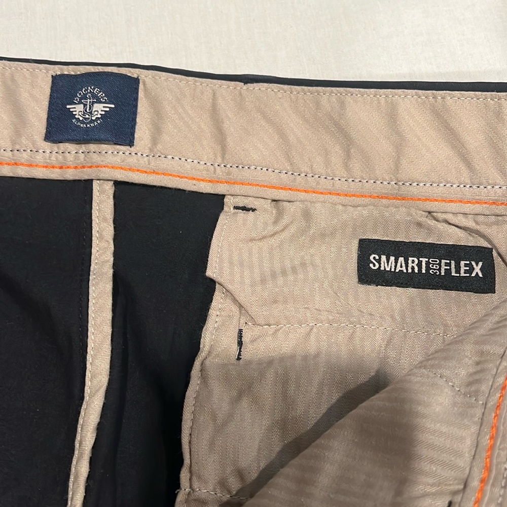 Men’s Dockers - Smart 360 Flex - Black - size 33